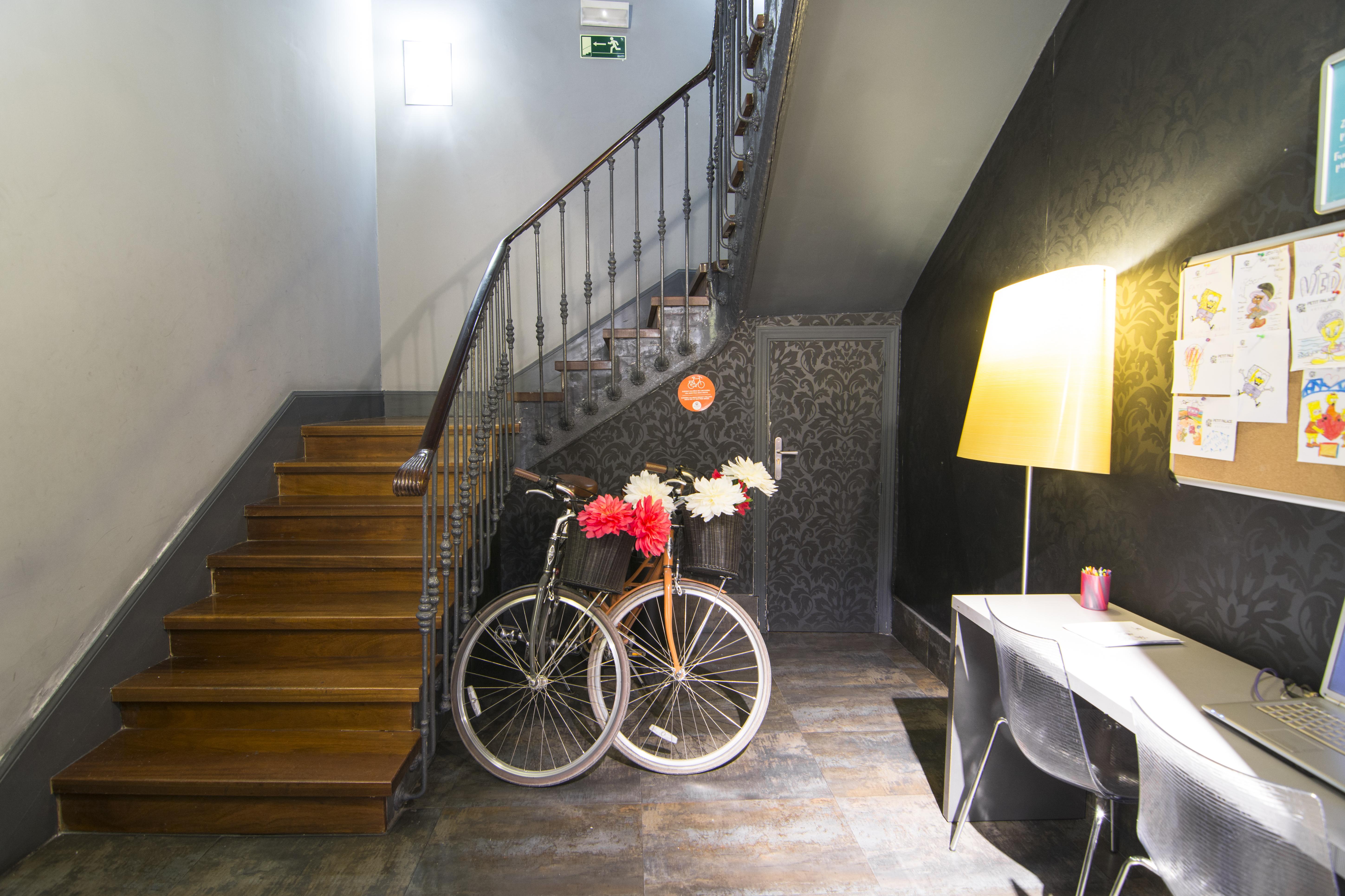 Hotel Petit Palace Plaza Espana 4*