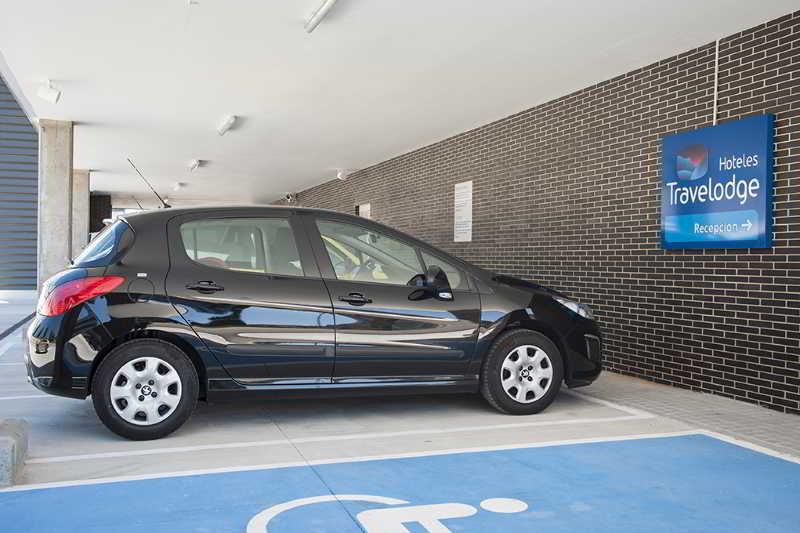 Travelodge Metropolitano *