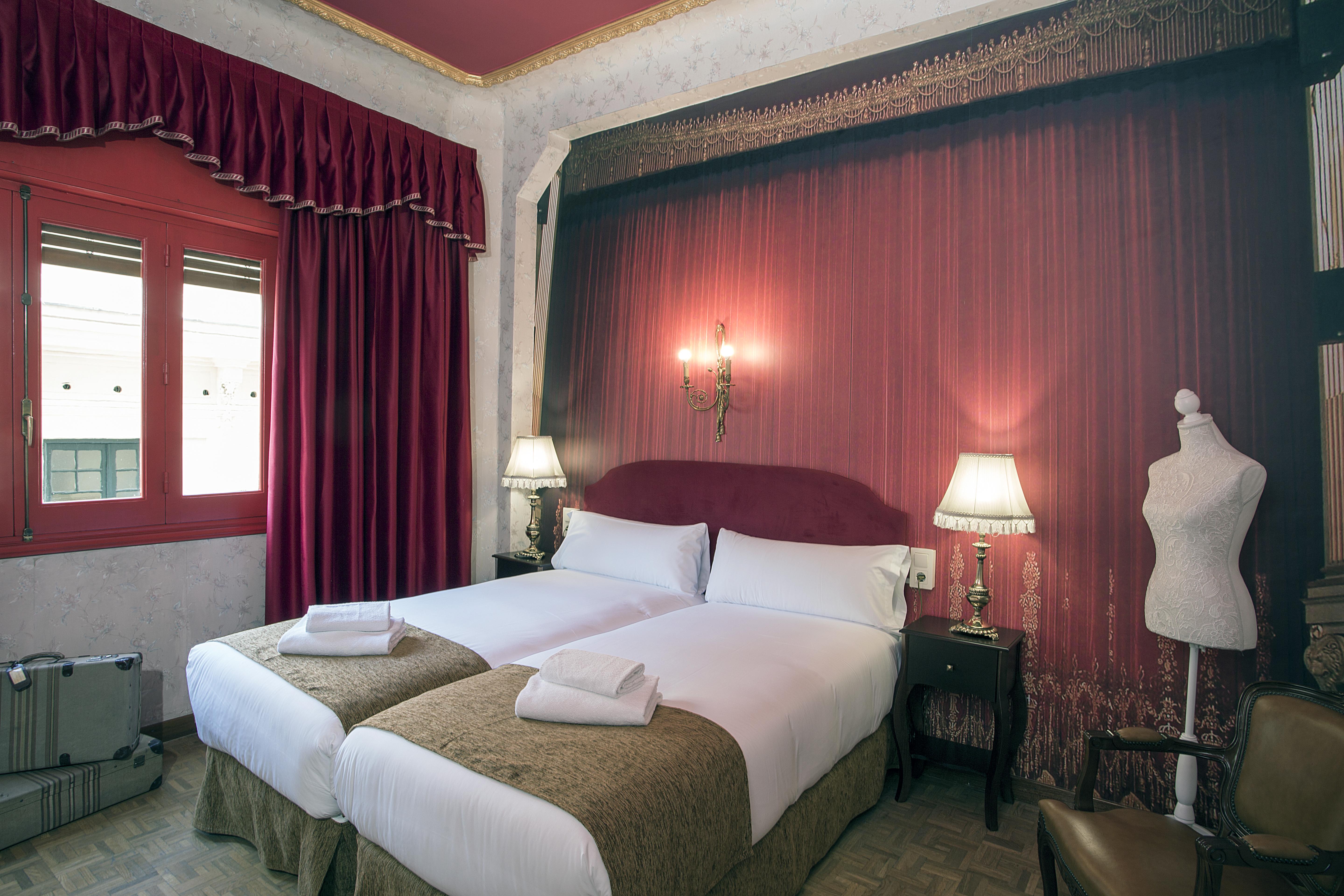 Hotel Casual Del Teatro Madrid 2*