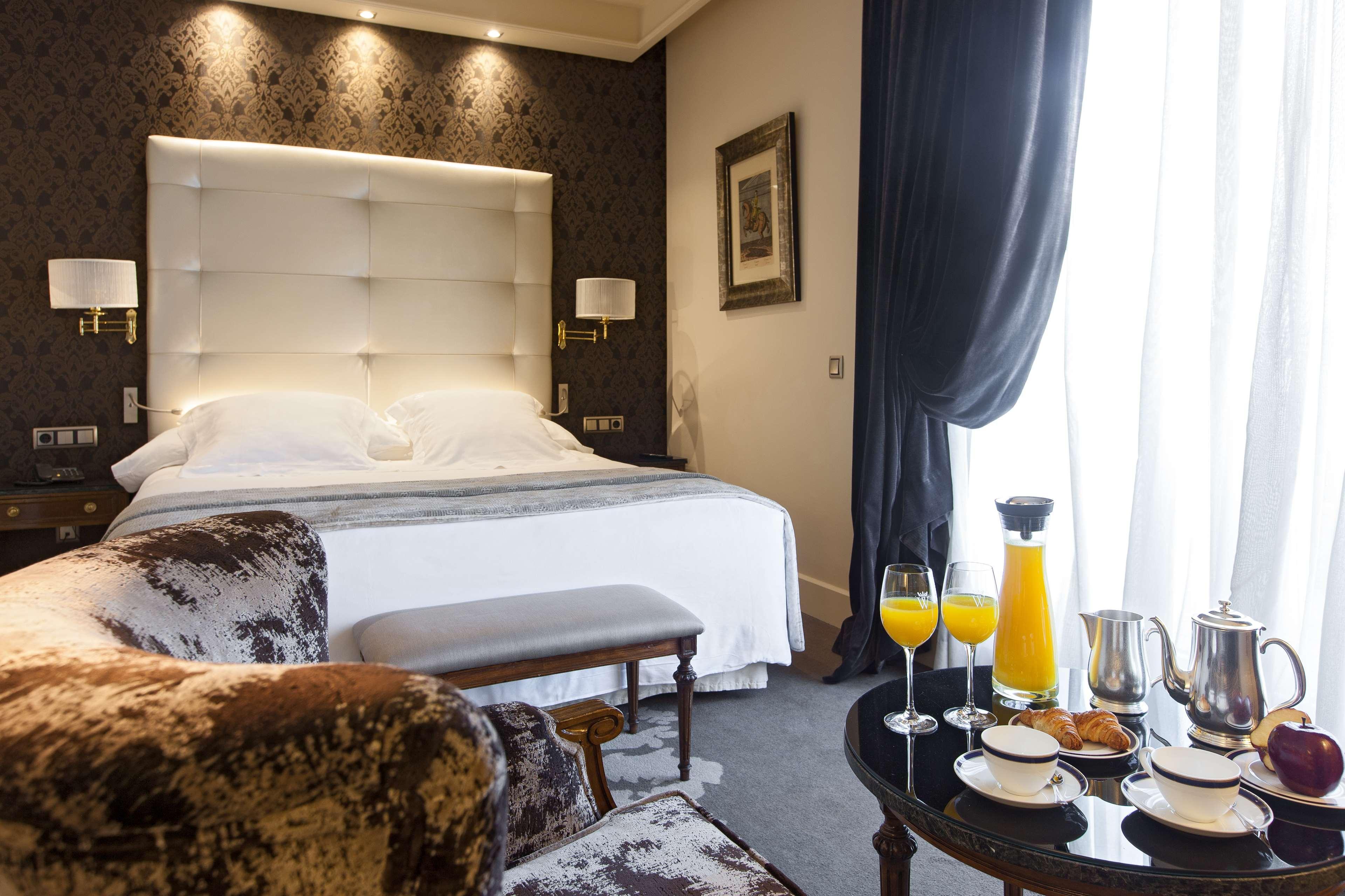 Hotel Wellington &