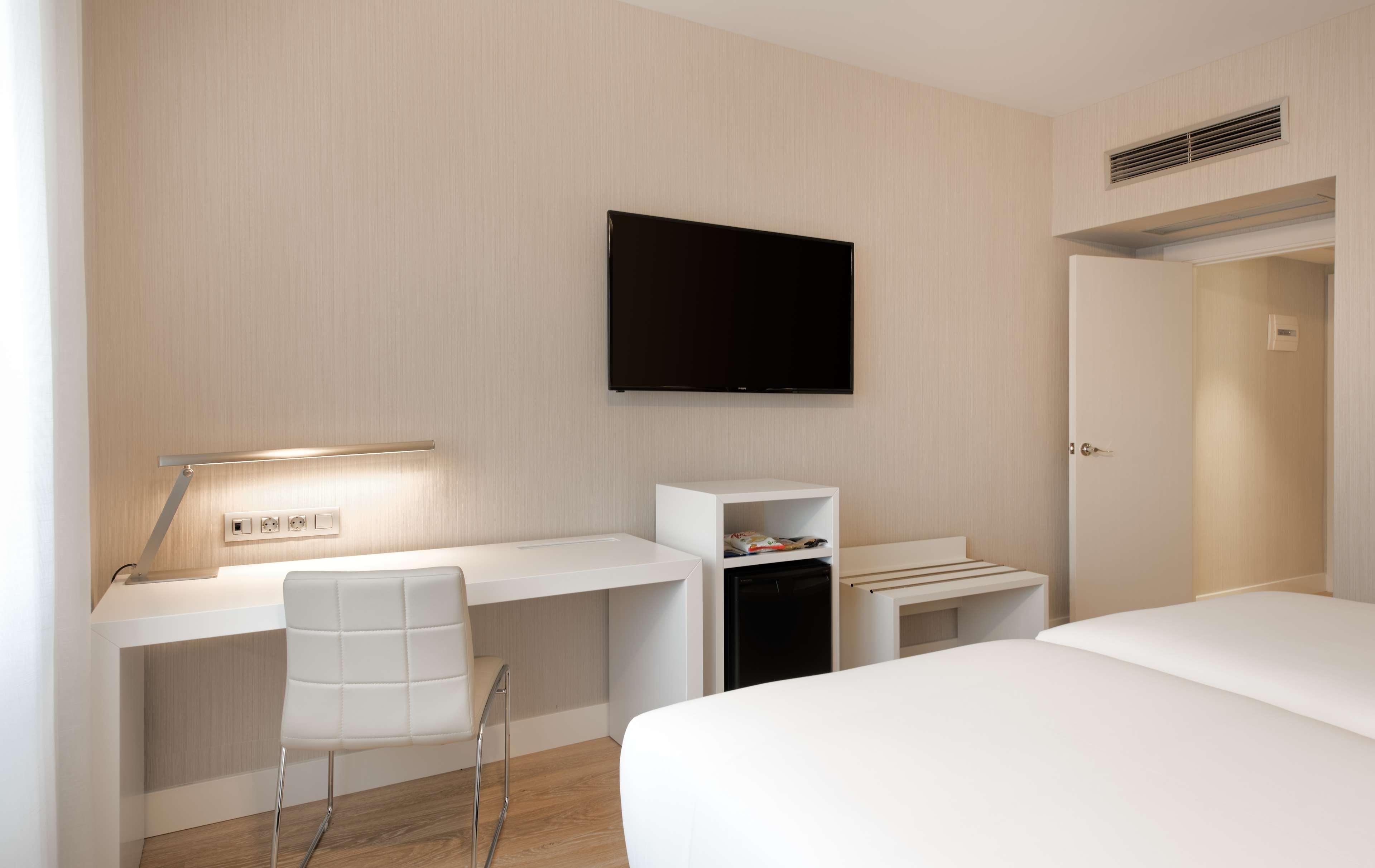 Nh Chamberi Hotel