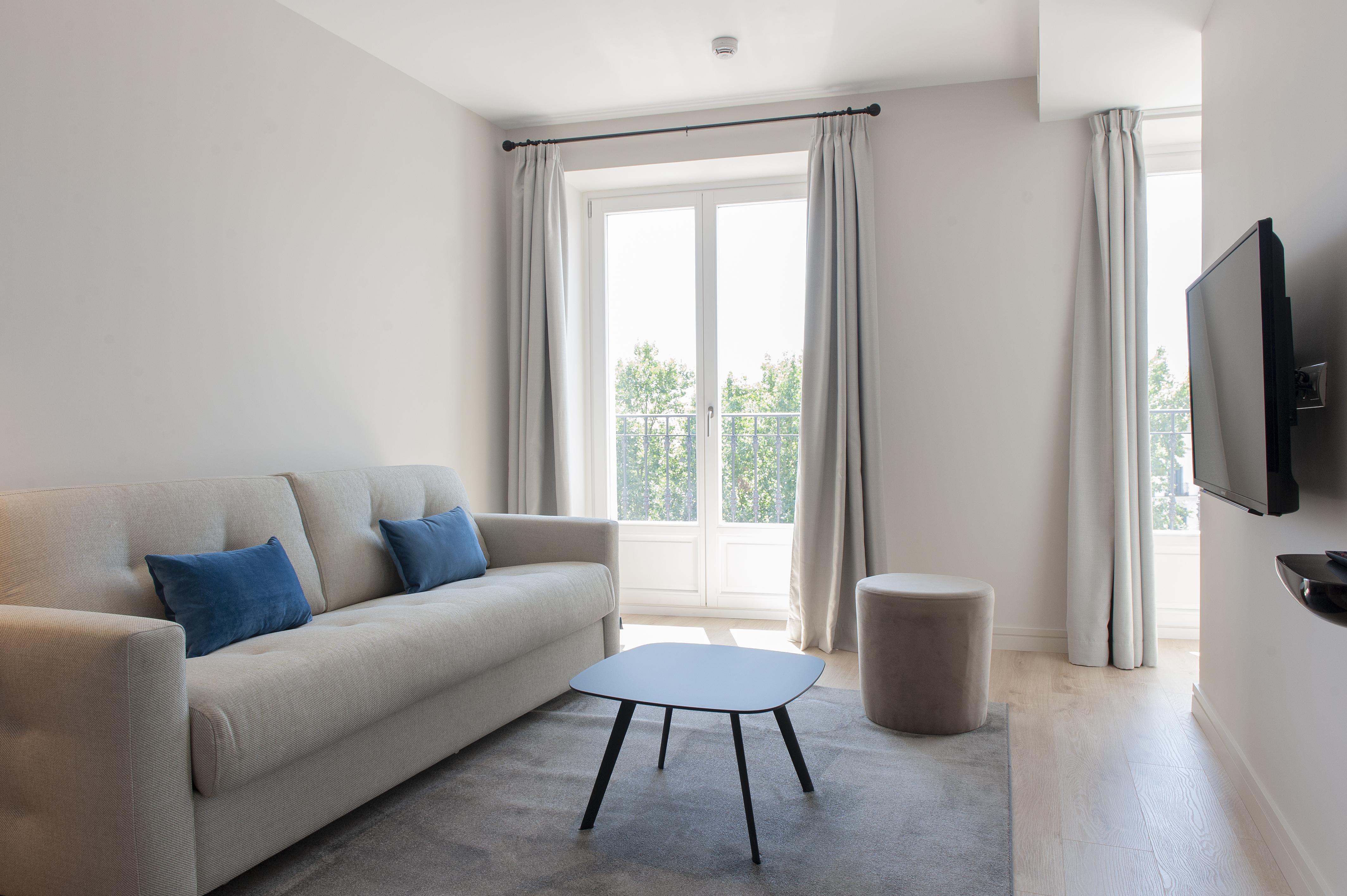 Mh Aparthotel 4*