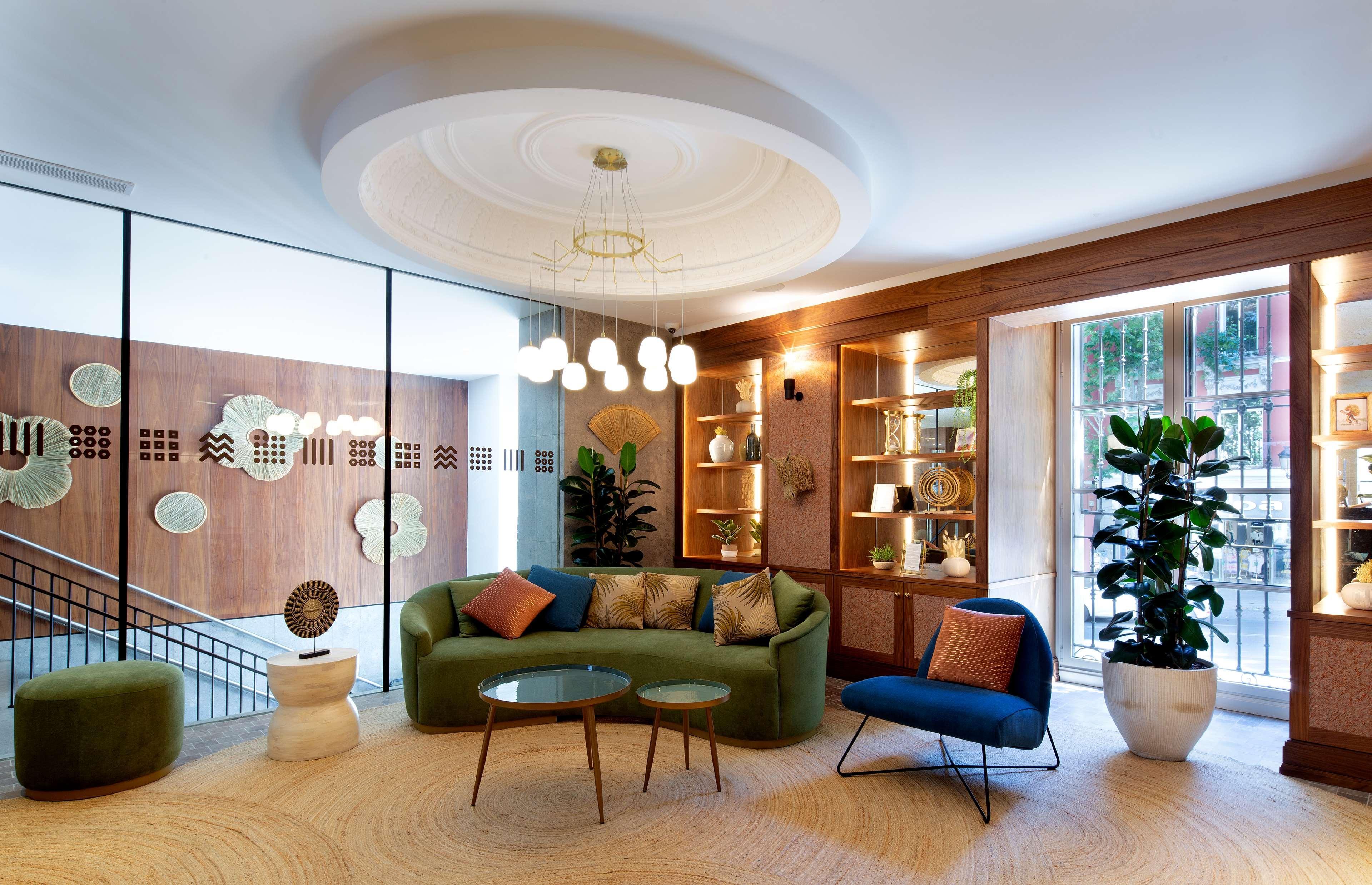 Hotel Atocha Madrid, Tapestry Collection By Hilton Madrid