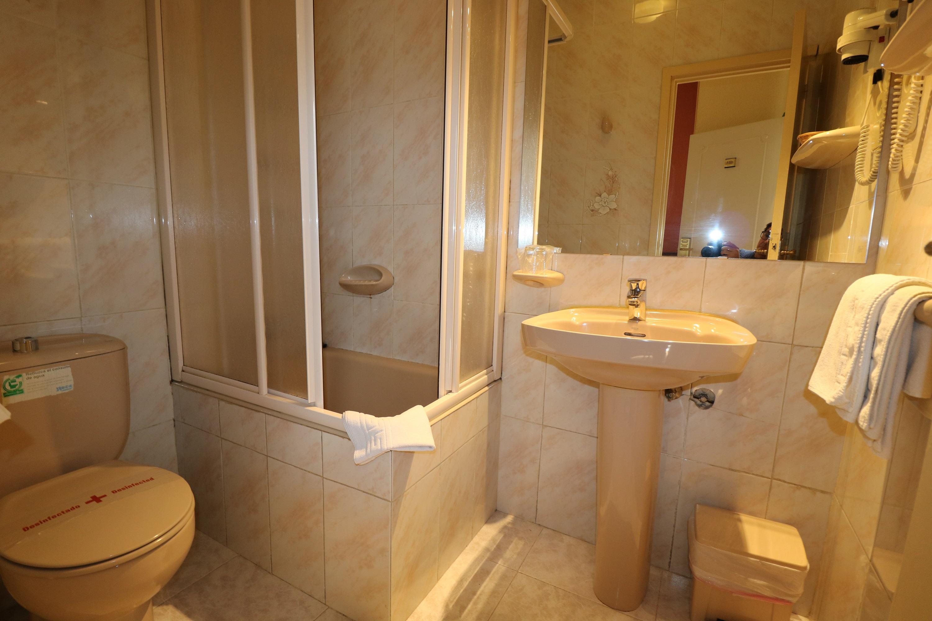 Guest house Hispano - Argentino Gran Via Madrid