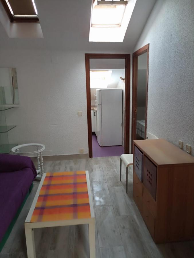 Apartamento De 2 Entre Metro Estrecho Y Francos Rodríguez Madrid