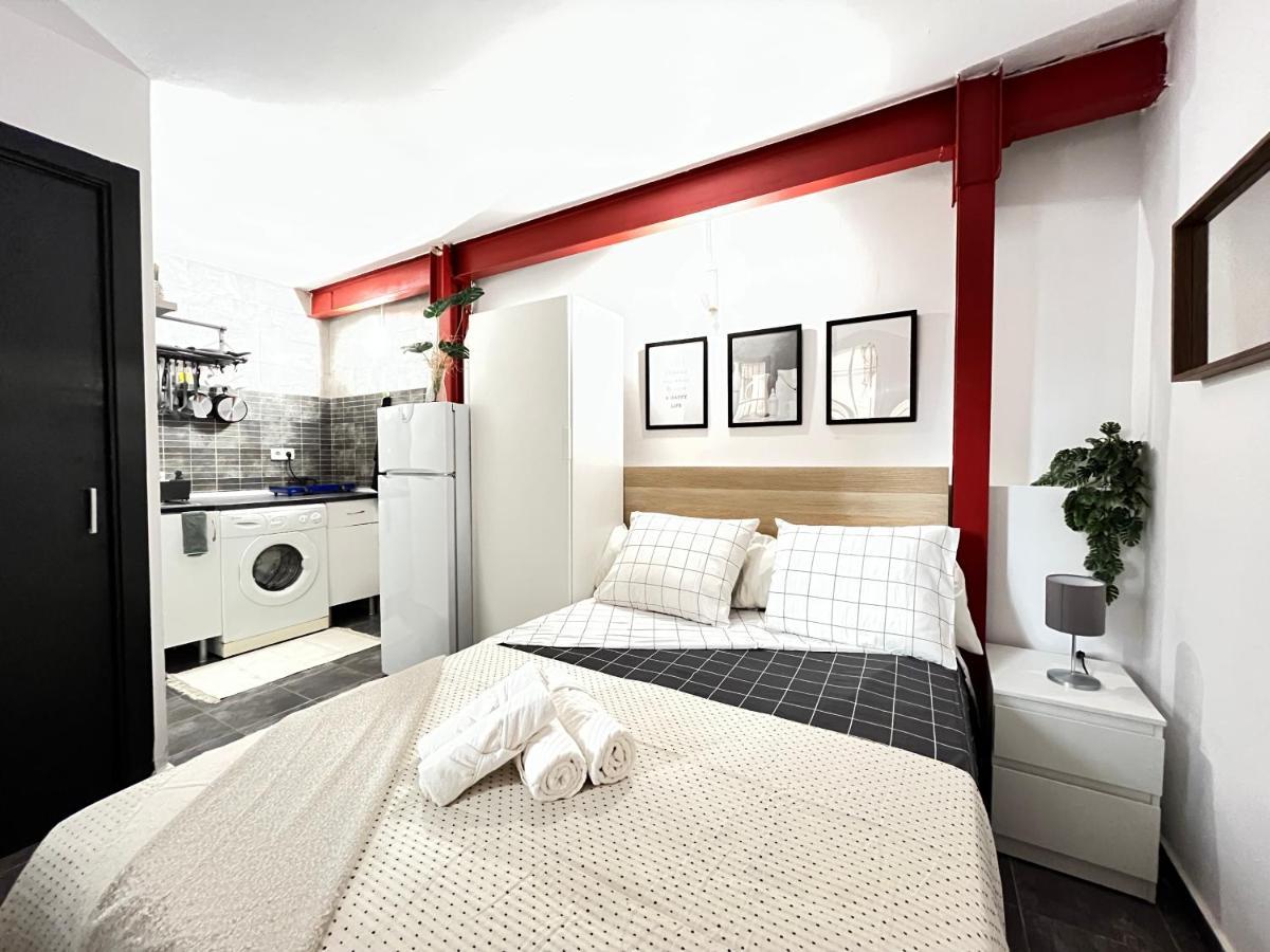 Apartamento Piso En Calle Caravaca Madrid