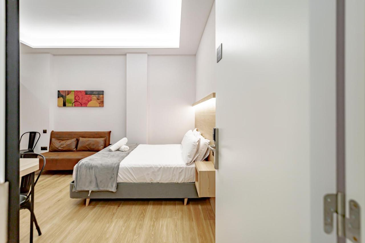Dobohomes - Montesa 20 Aparthotel Madri