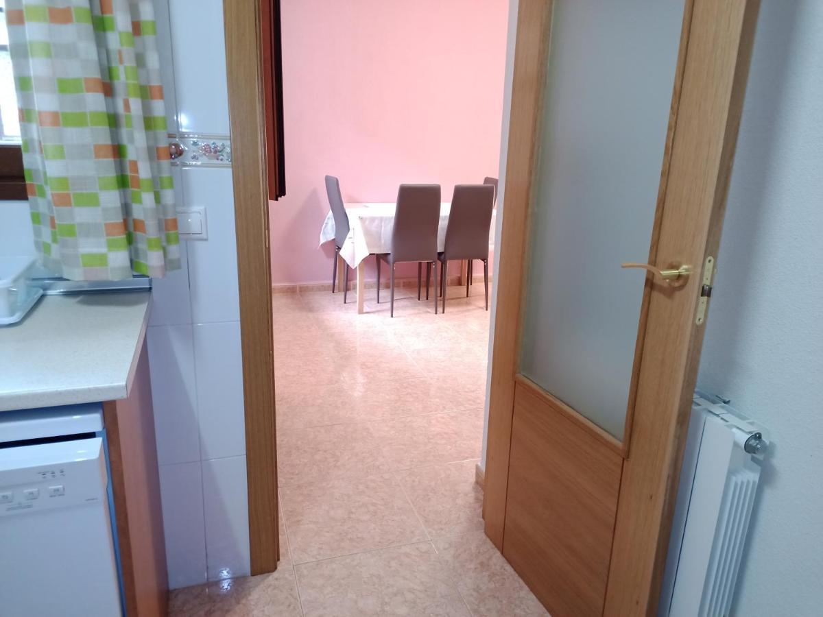 Piso De 2 Centro Gran Vía - Plaza De España, El Salón Y 2 Tienen Aire Apartamento
