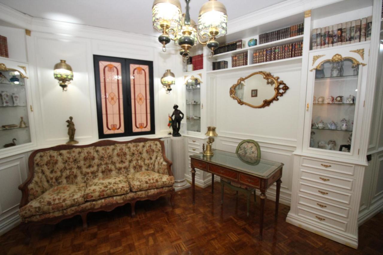 Acomodação com café da manhã  Luisa *