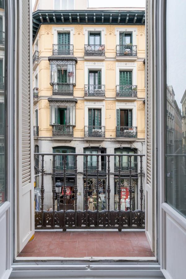 Vip Puerta Del Sol, By Monaro*****