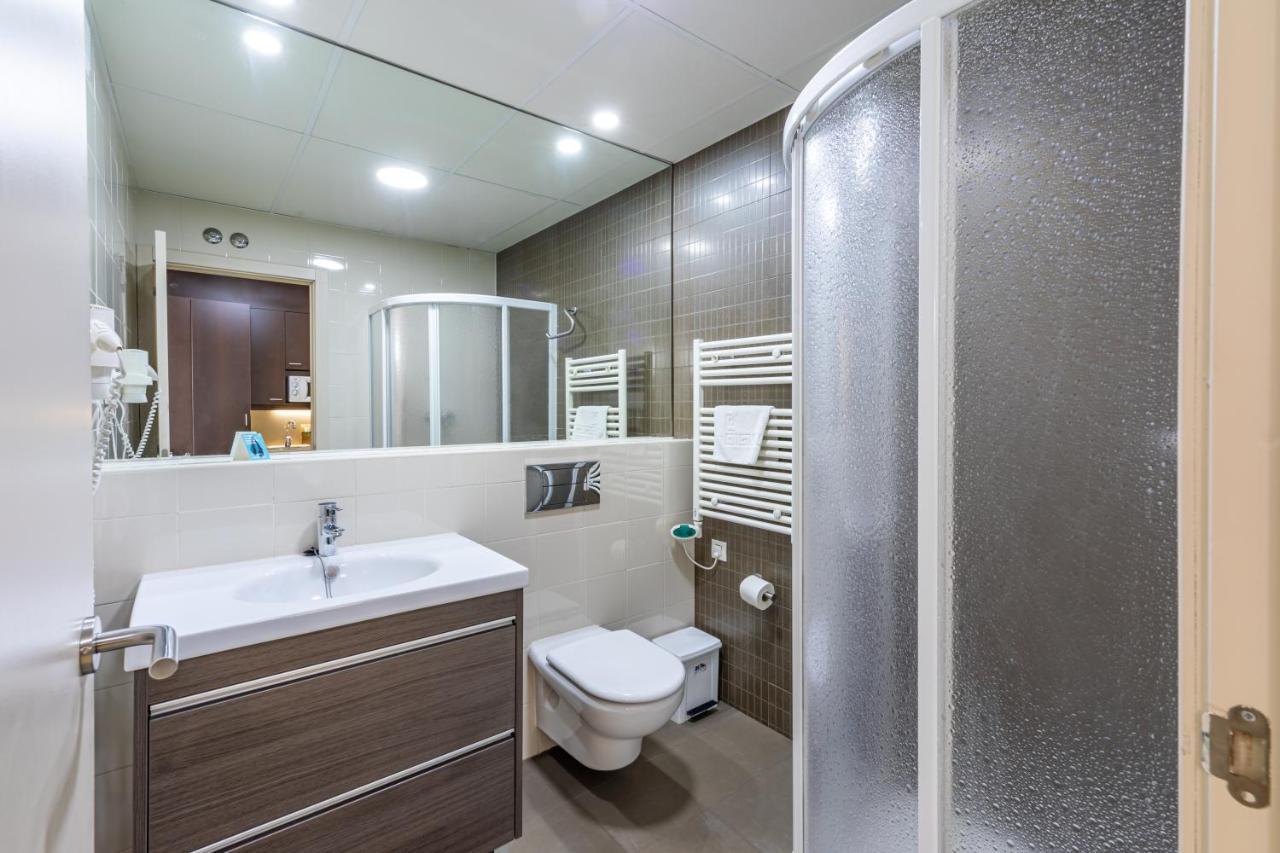 Residencia Universitaria Resa Erasmo Apartment Madrid