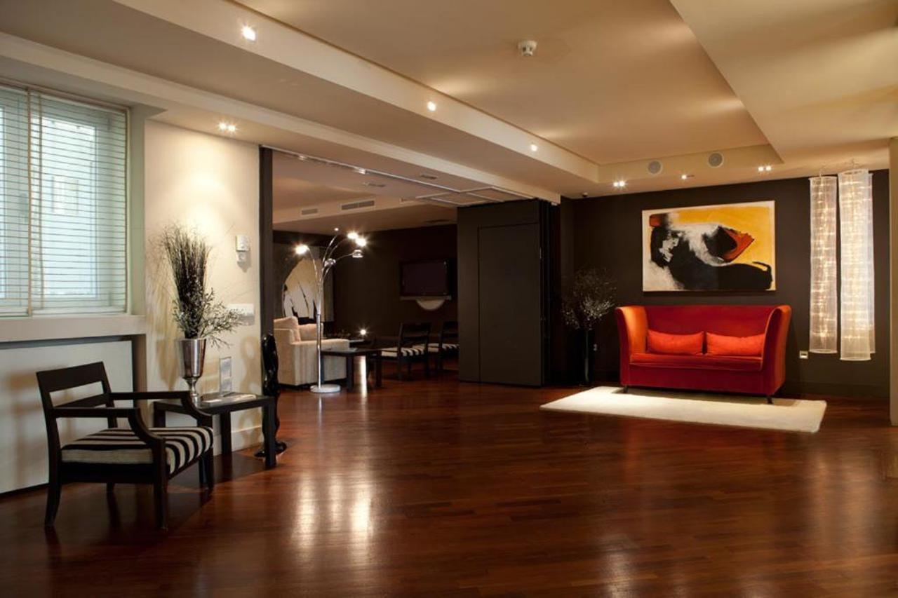 Moderno Puerta Del Sol Hotel