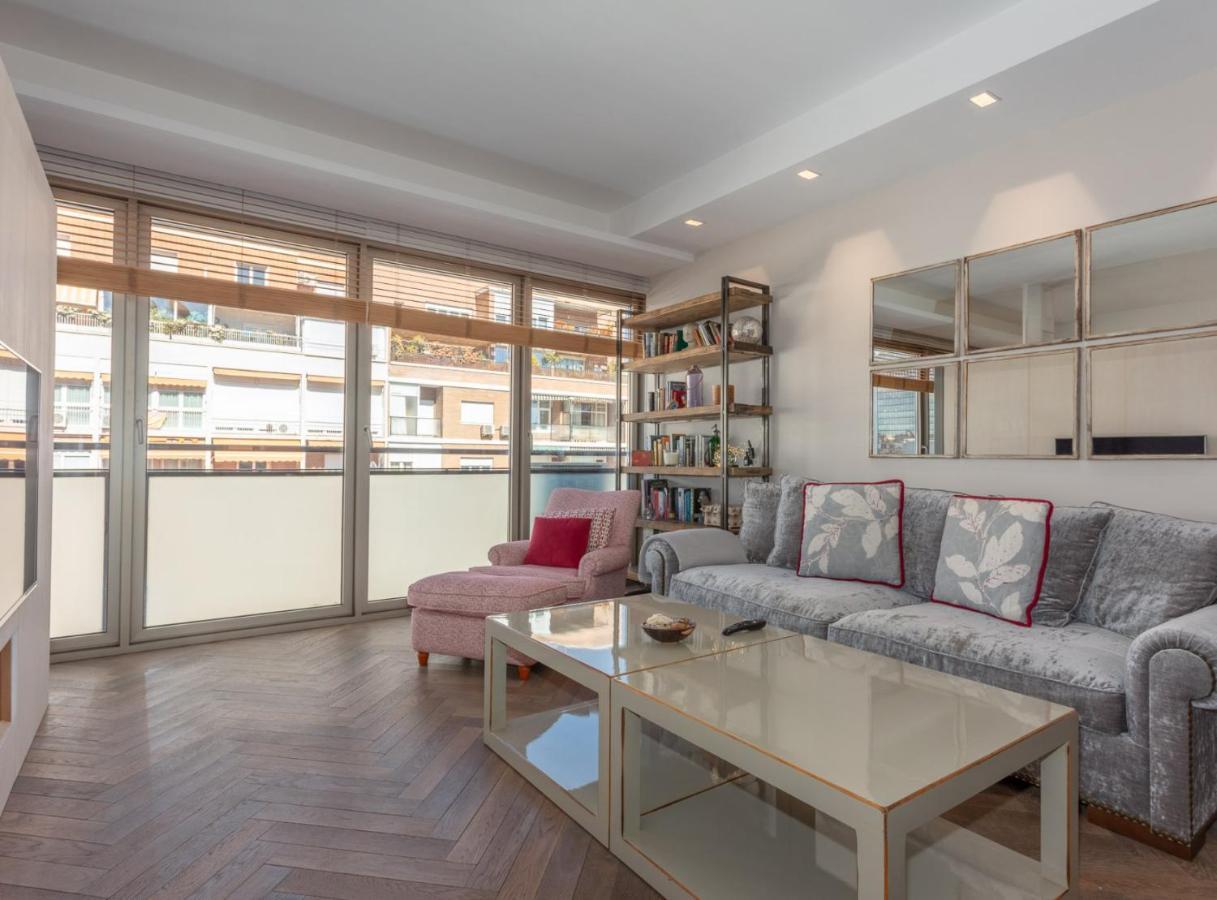 Apartment Perfect Place For 2 Next To The Stadium Of Real Doctor Fleming I Madrid