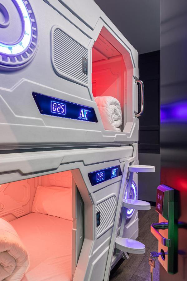 Art Seven Capsules Capsule hotel 2*