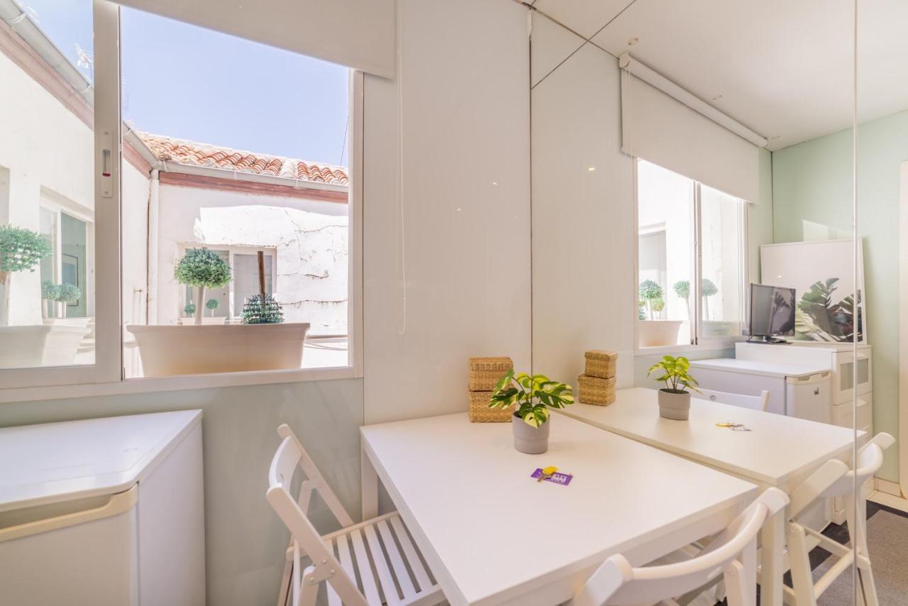 Ap Gran Via Iii Apartment