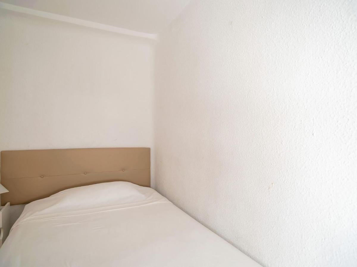 Pleasant In With Air Conditioning Apartment Madrid