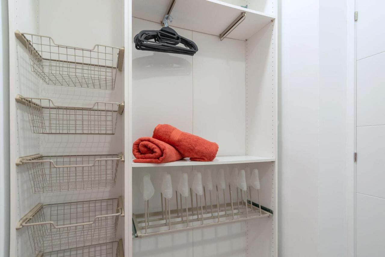 Apartment Francina Groups Teatro Real, By Monaro*****
