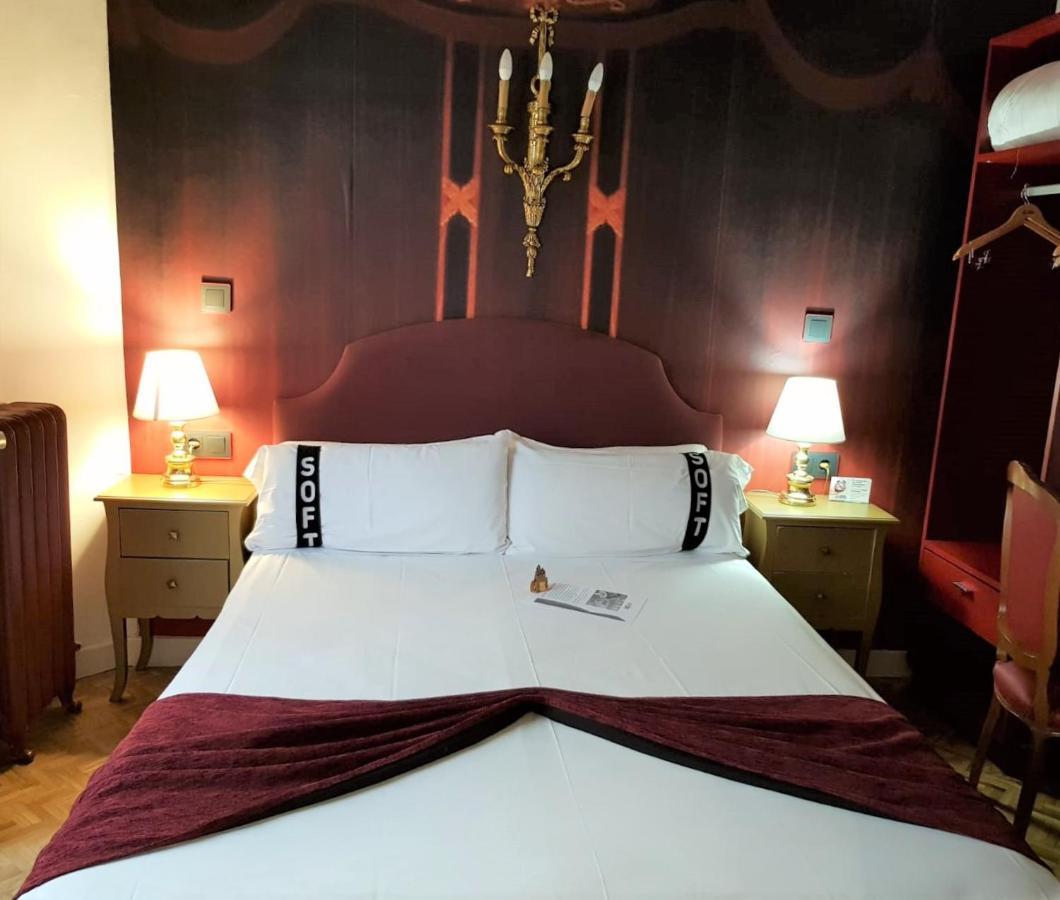 Casual Del Teatro Madrid Hotel 2*