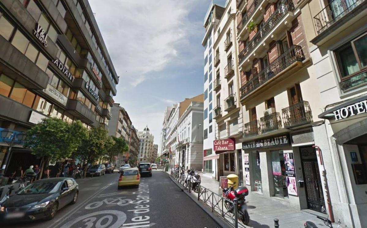 Ap Gran Via Iv Apartamento *