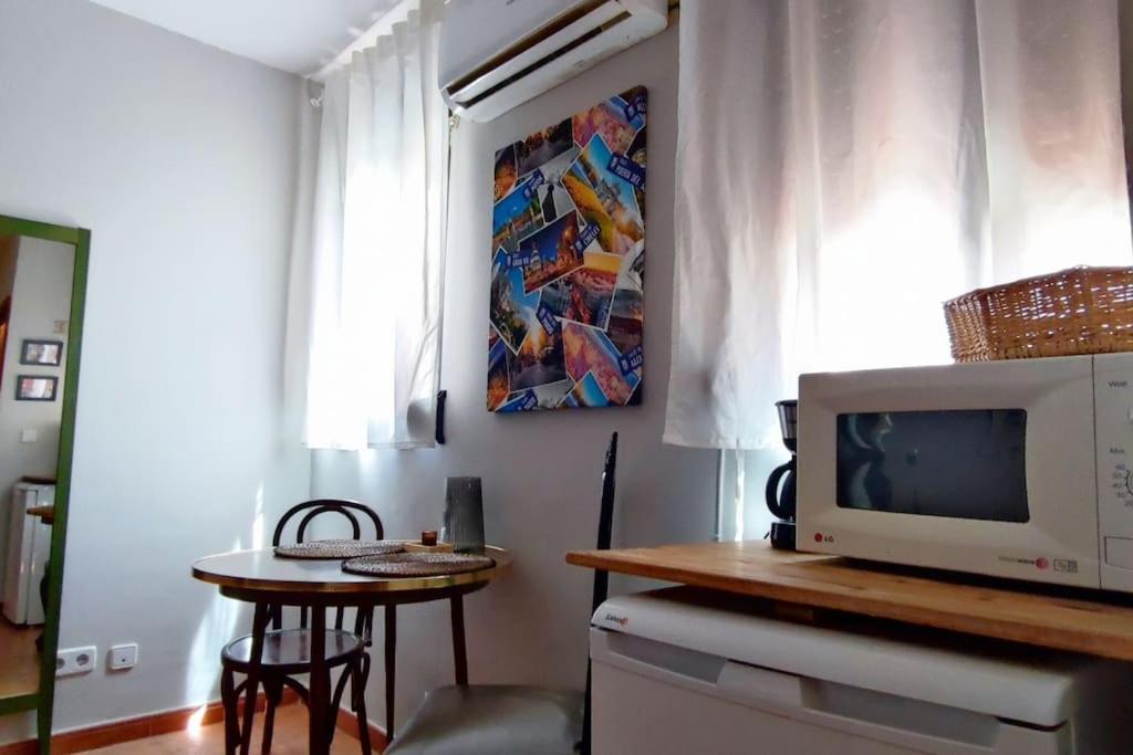 Estudio Lavapies Cerca De Anton Martin *