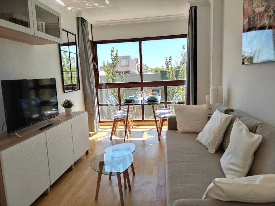 Wanda Aeropuerto Ifema Plenilunio Apartamento Madrid