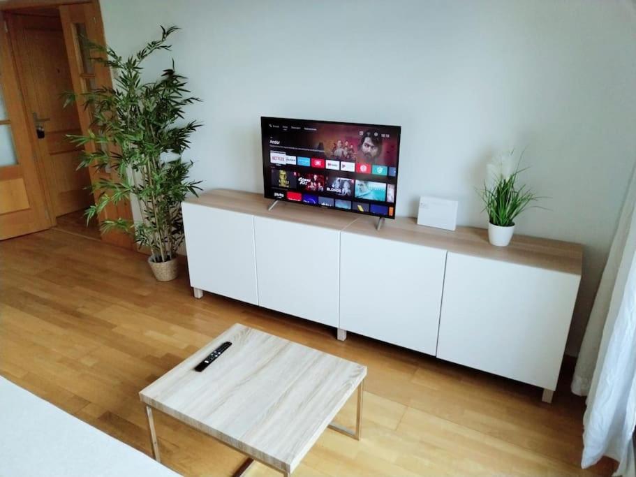 Amplio, Luminoso Y Confortable Cc Apartamento Madri