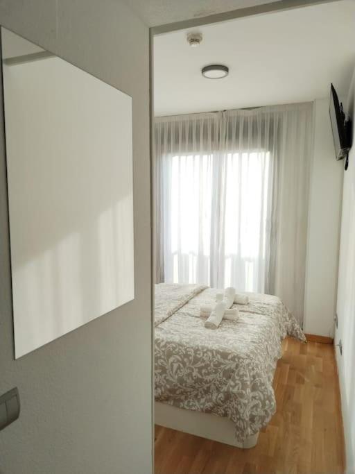 Apartamento Amplio, Luminoso Y Confortable Cc *
