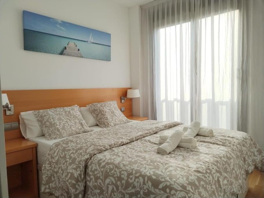 Amplio, Luminoso Y Confortable Cc Apartamento