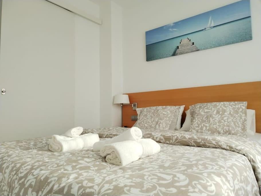 Apartamento Amplio, Luminoso Y Confortable Cc *