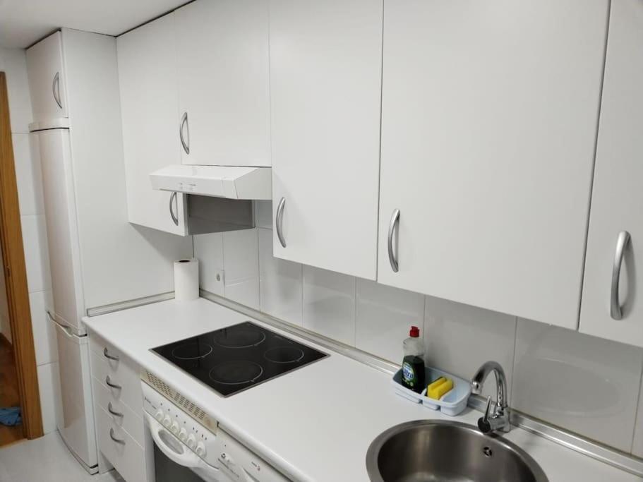 Amplio, Luminoso Y Confortable Cc Apartamento *