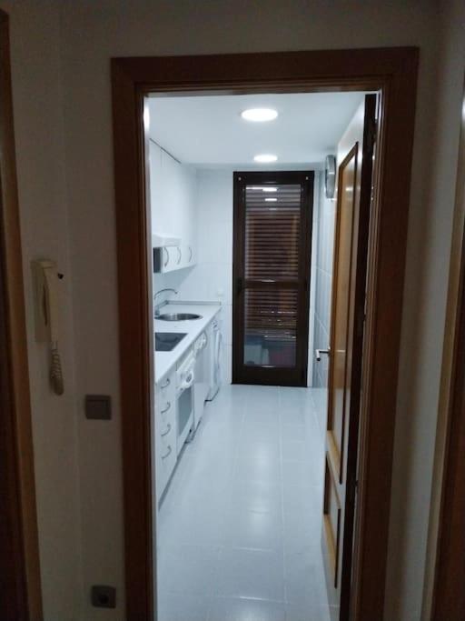 Apartamento Amplio, Luminoso Y Confortable Cc Madri