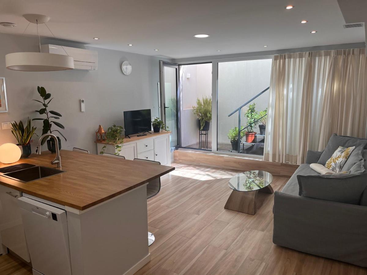 Modern By The Airport-ifema Casa de hóspedes