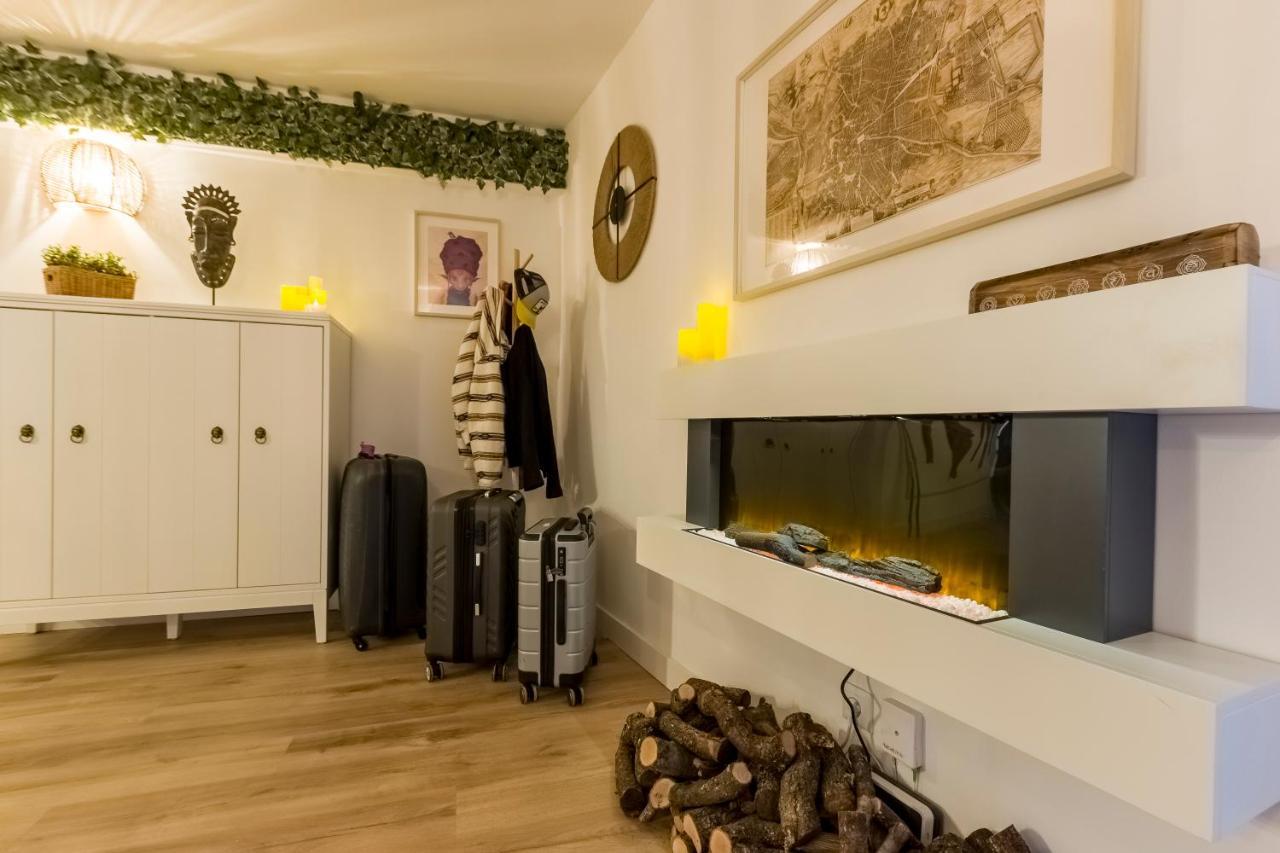 Hostel Santo - Coworking - Coliving -