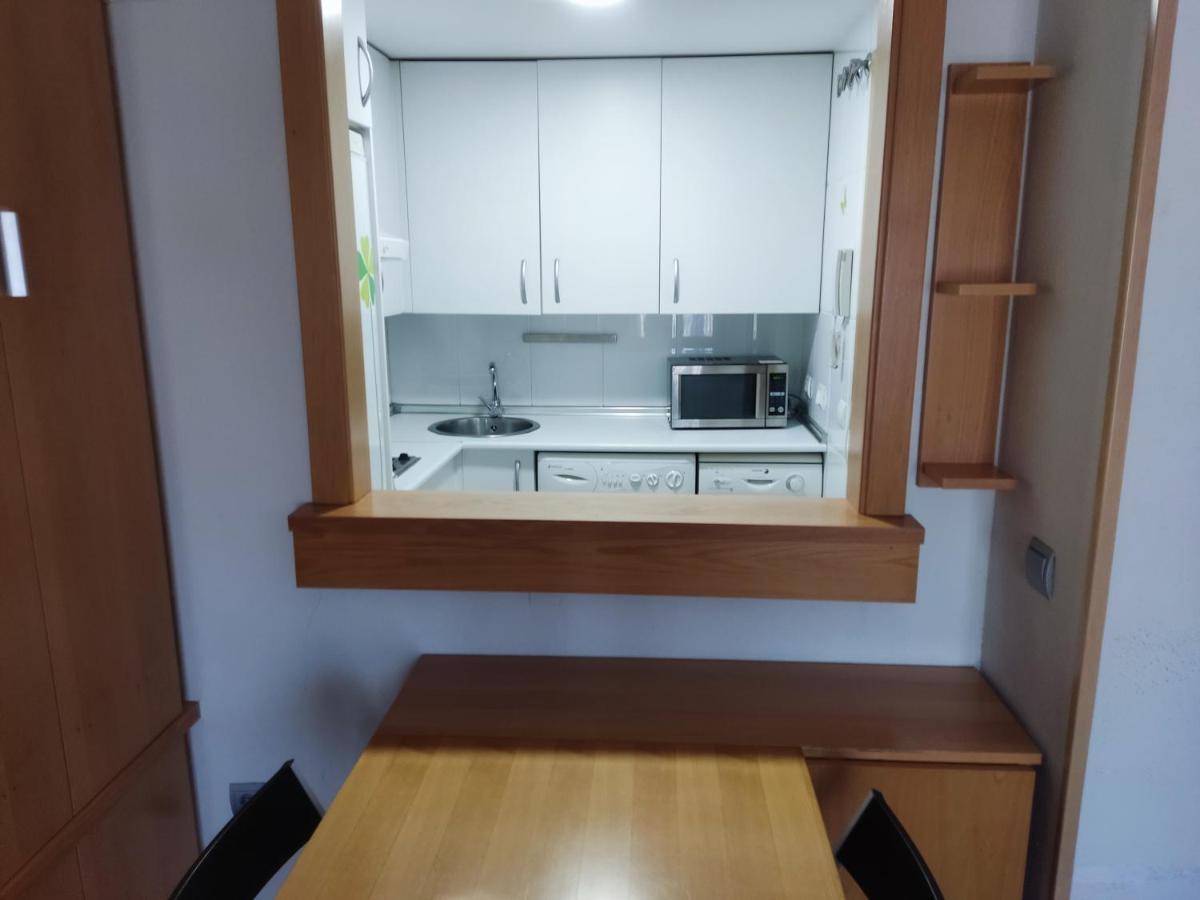 Apartment Airport Convenience Hub
