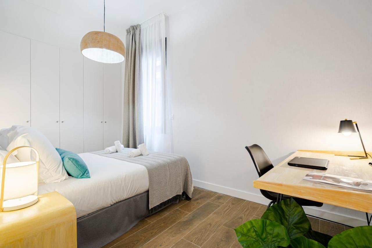 Feelathome Castilla Aparthotel