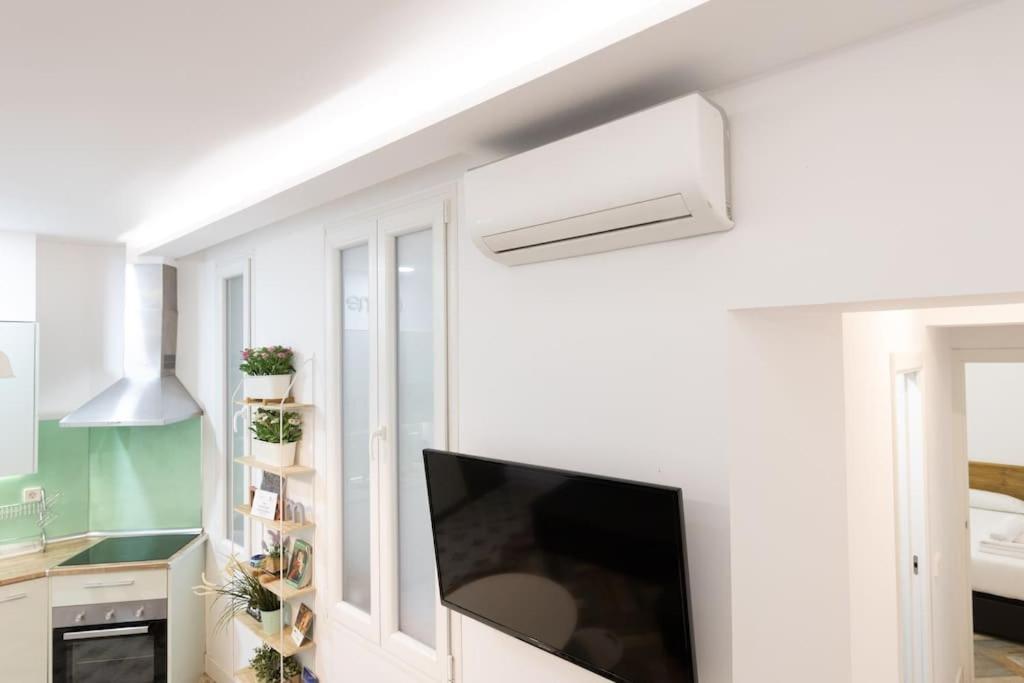 Amplio Apartamento 2hab, 2 Banos En Calle Mayor Madrid