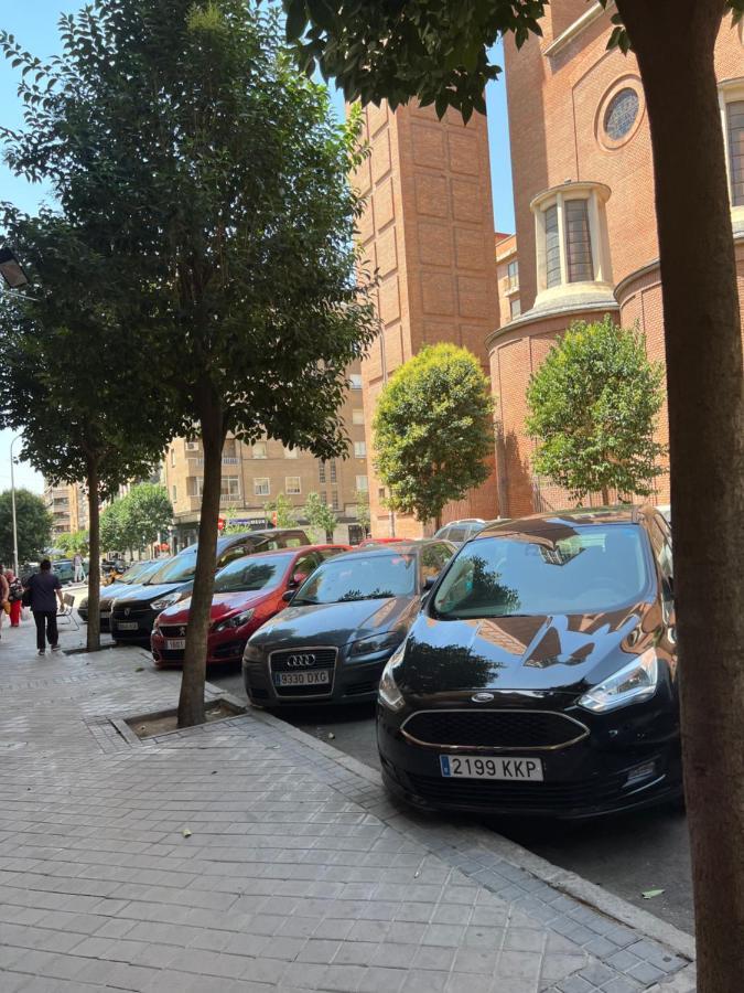 Retiro, Atocha, Paseo Del Prado. Pacifico 28007. Apartment *