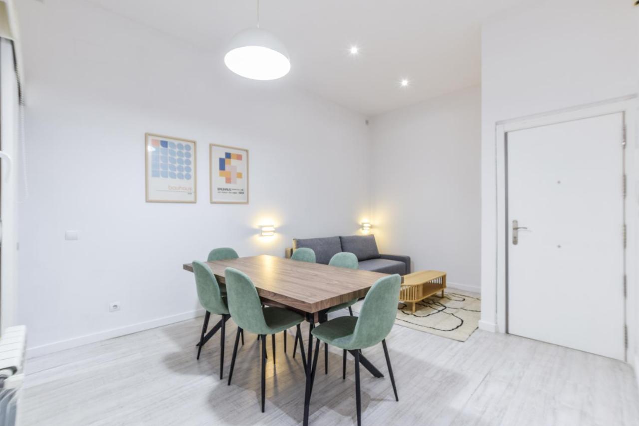 Amplio Apartamento En Malasana Para 6 Personas Madrid