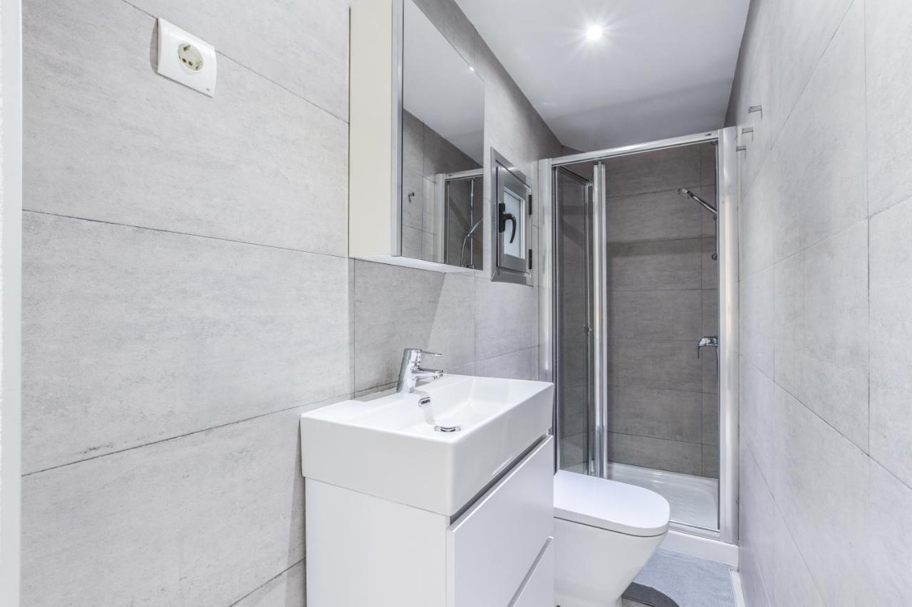 Amplio Apartamento En Malasana Para 6 Personas Apartment