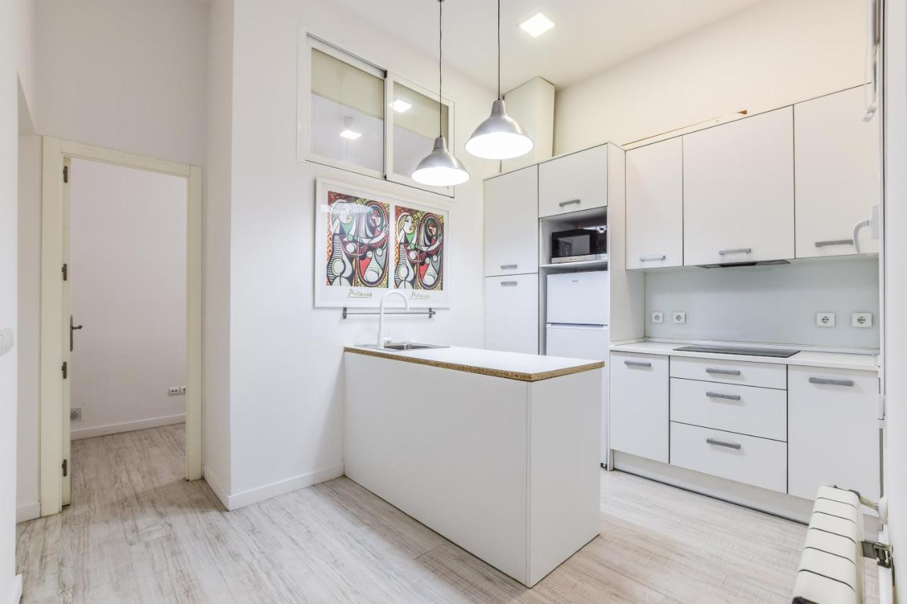 Amplio Apartamento En Malasana Para 6 Personas * Madrid