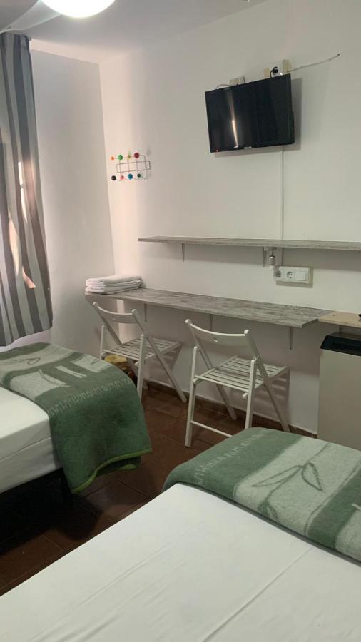 Casa De Huespedes Almansa Guest house