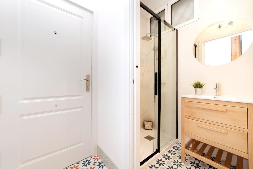 Platonic Apartment *