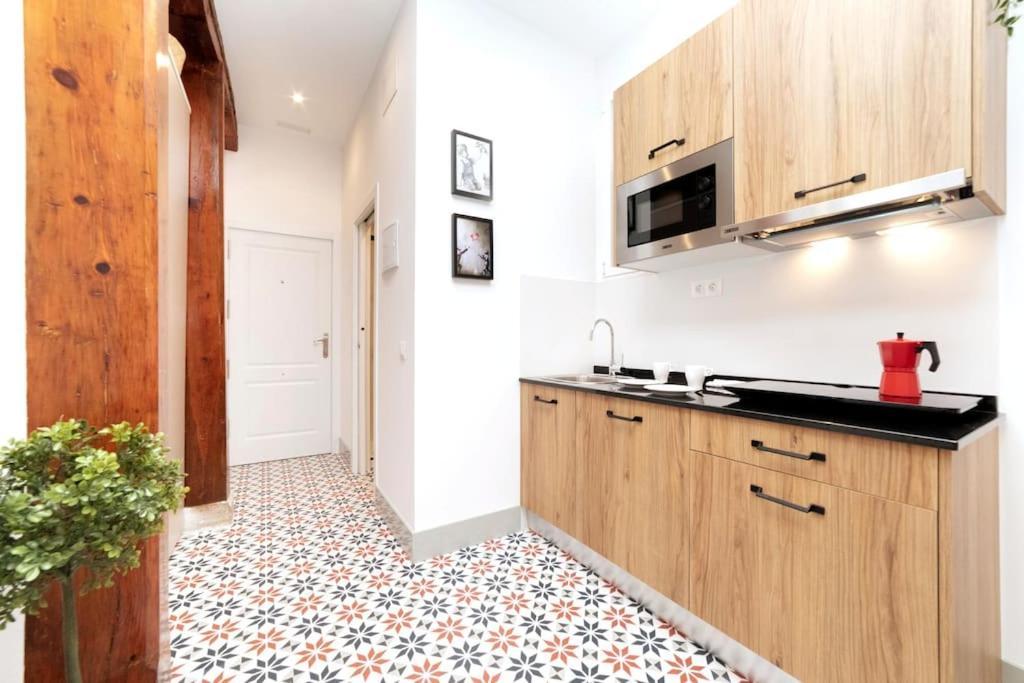 Apartment Platonic