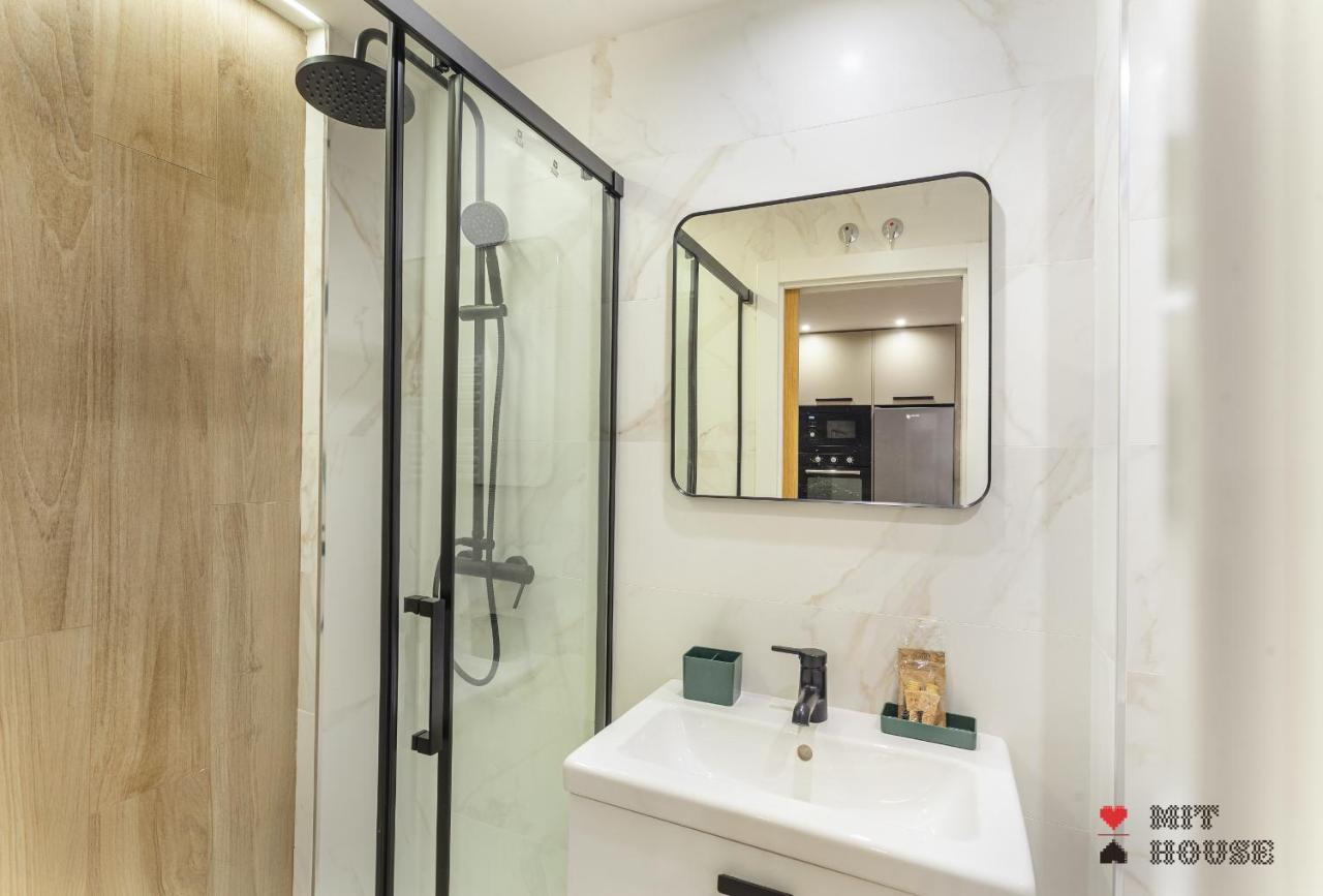 Apartment Mit House Puerta De America Iv En *