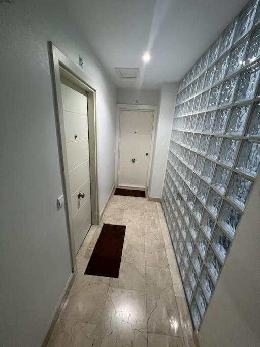 Apartment Stunning 3 Bedroom Flat, All Exterior In Chamberi Madrid