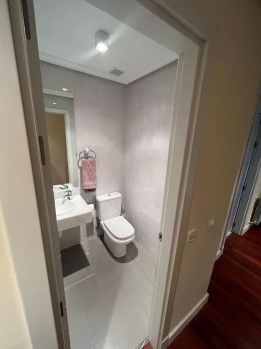 Stunning 3 Bedroom Flat, All Exterior In Chamberi Apartment
