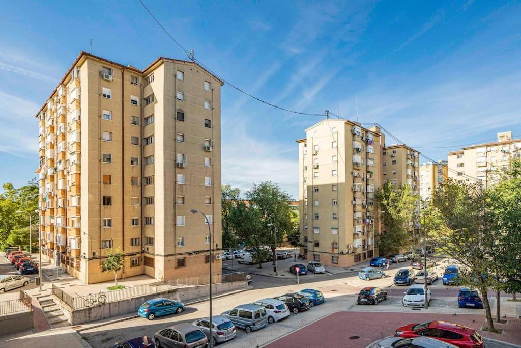 Precioso Apartamento Familiar En Area Residencial Apartment