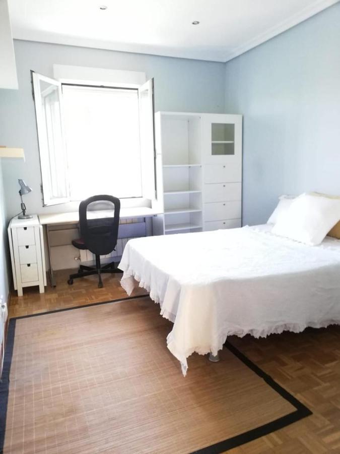 B-3 Privada Con Bano Privado & Kitchenette Apartment *