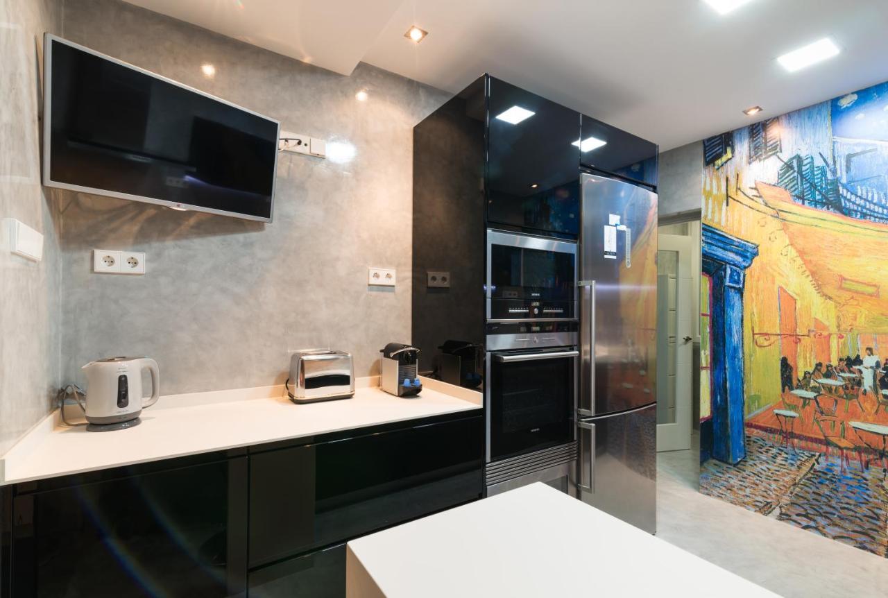 Lujo En 4 Torres! Business Area Apartment Madrid