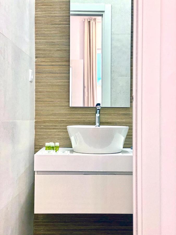 Charming La Latina Market Apartment